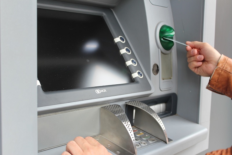 Nạp tiền điện thoại qua thẻ ATM