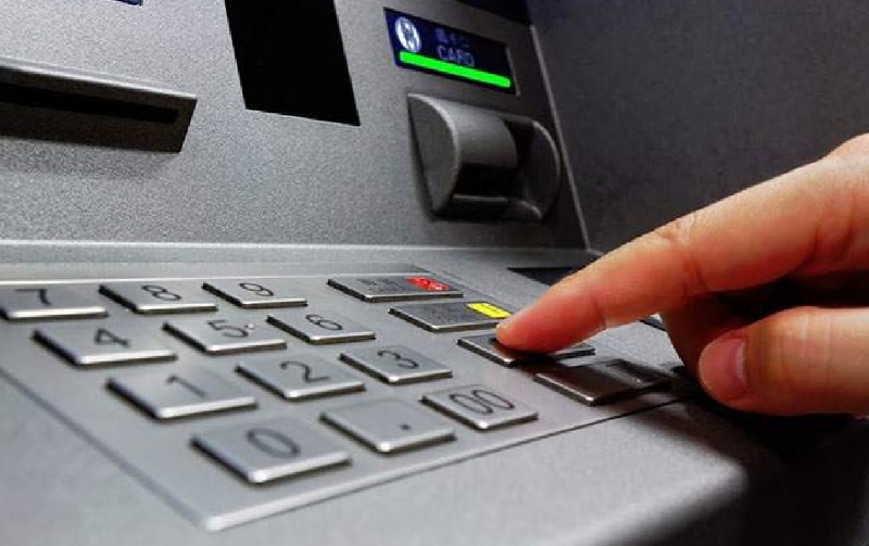 Đầu tiên bạn sẽ cần hiểu mã pin thẻ ATM là gì?