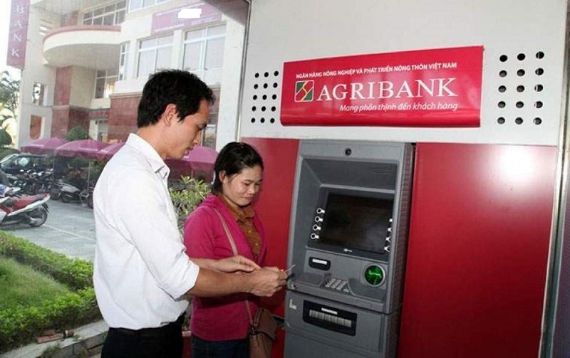 Cách kiểm tra tài khoản Agribank tại cây ATM
