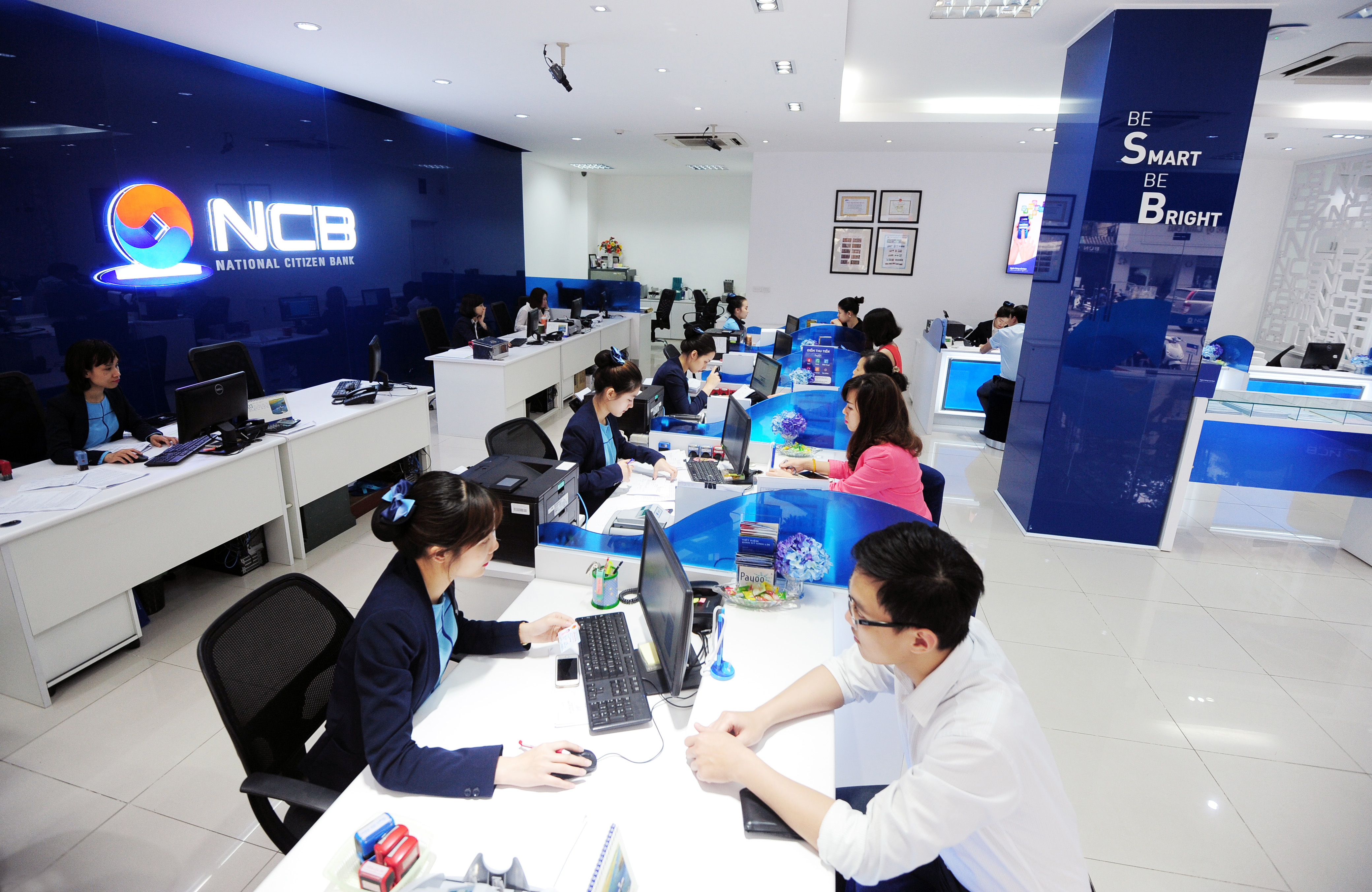 Sử dụng Internet Banking của NCB qua điện thoại như thế nào
