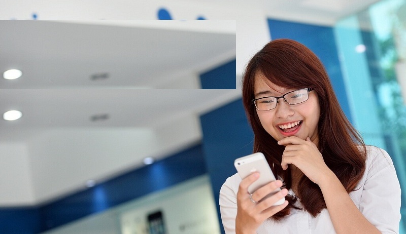 Nạp tiền cho thuê bao khác mobiphone bằng cách bắn tiền