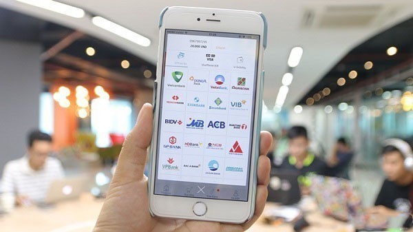 Nạp tiền điện thoại qua ngân hàng